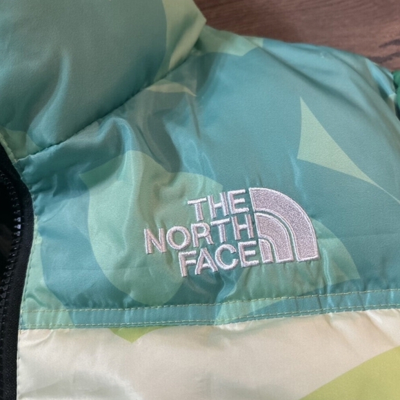 The North Face x KAWS Retro 1996 Nuptse Men's Medium Puffer Jacket -Safety Green - Picture 8 of 11